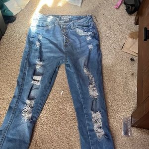 Skinny ripped jeans
